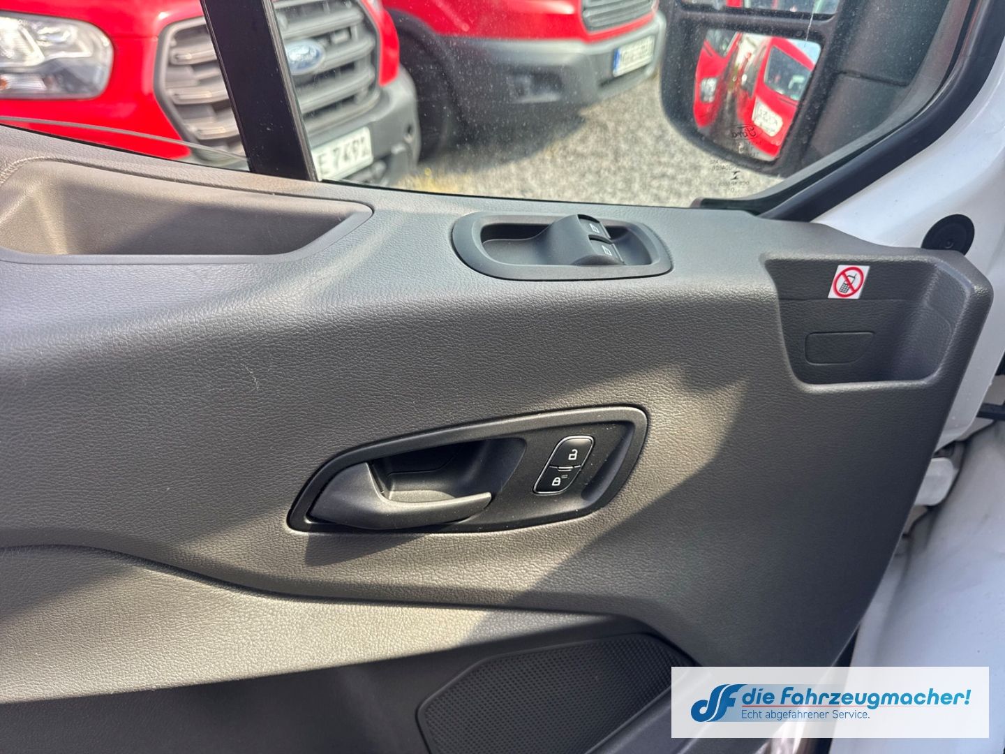 Fahrzeugabbildung Ford Transit Kombi 350 L3 Trend LIFT* Temp Tel.-Vorb.
