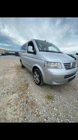Volkswagen Vw t5 Multivan Der Motor hat ungefähr 130.000 - VW T5 Multivan Gebrauchtwagen in Augsburg