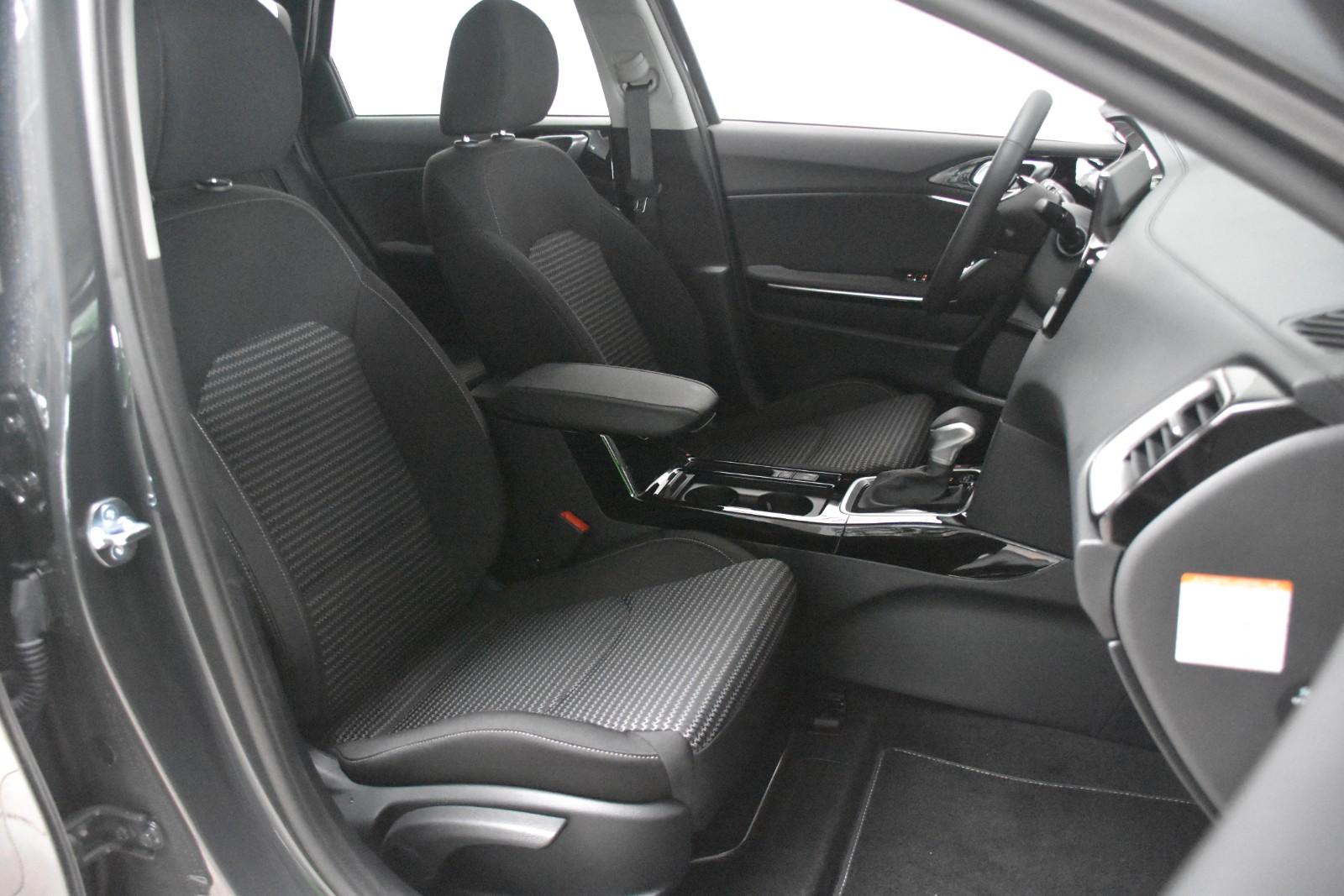 Kia Ceed SW Ultimate Edition DCT Navi Kamera SCC
