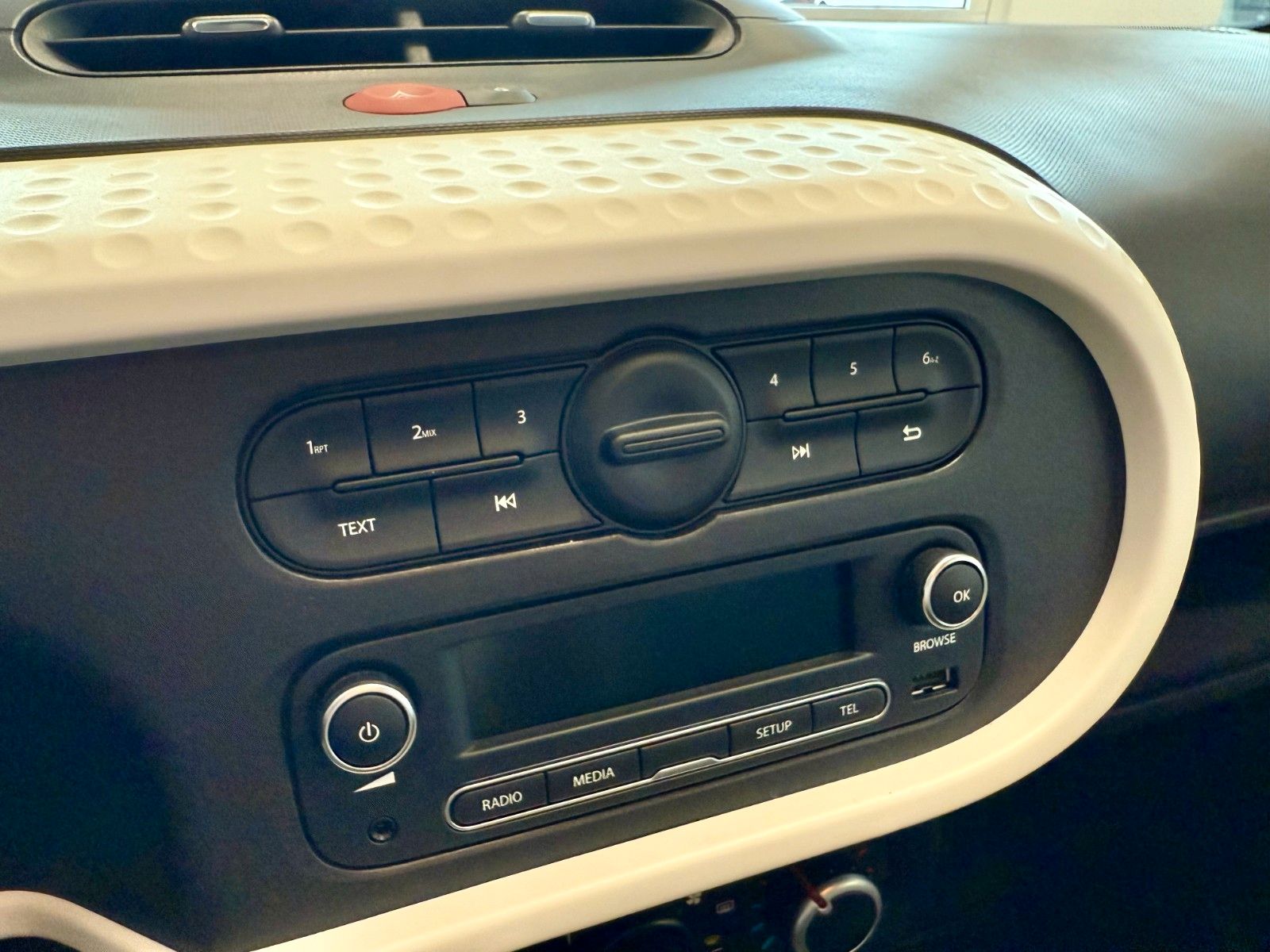 Fahrzeugabbildung Renault Twingo 1.0 SCe Dynamique