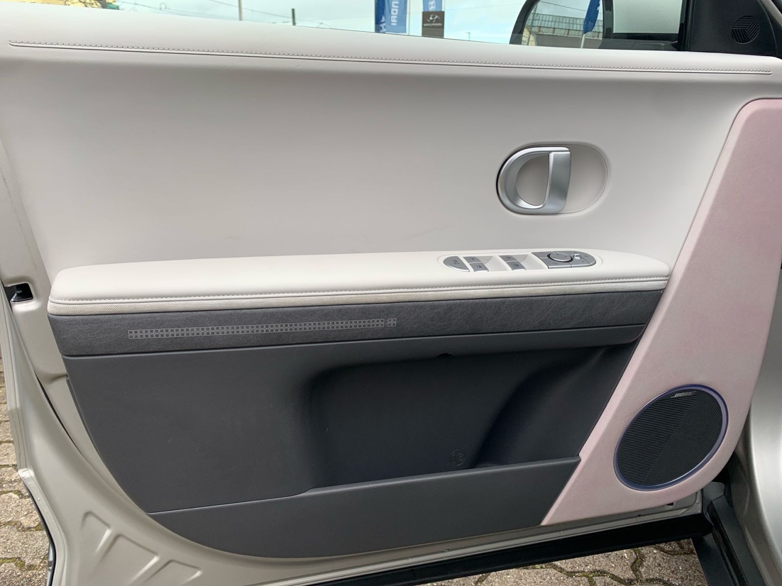 Fahrzeugabbildung Hyundai IONIQ 5 Uniq 72,6 kWh Elektro 20 Zoll