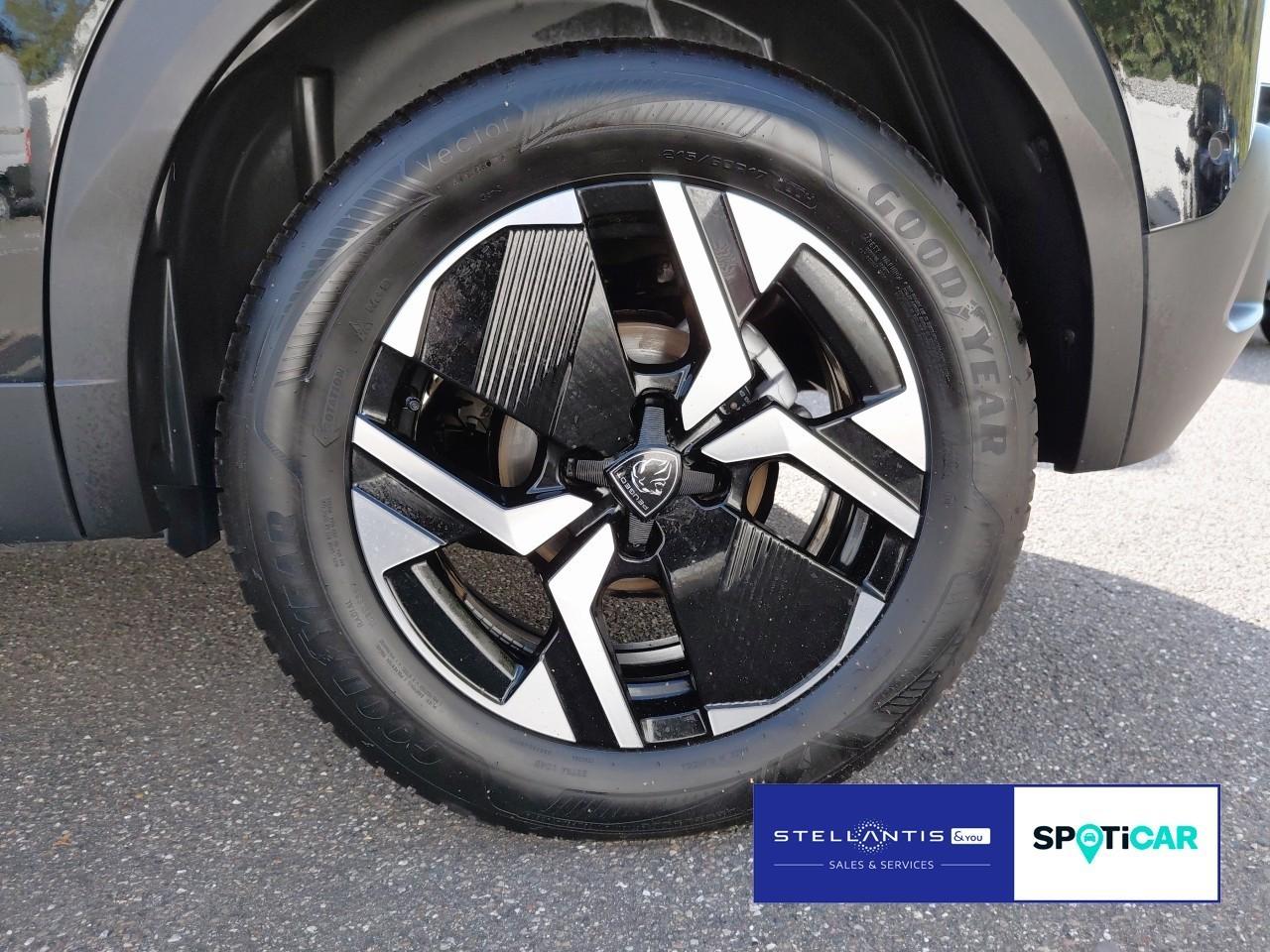 Peugeot 2008 GT BlueHDi 130 EAT8 AHK ACC EGSD SITZHZG