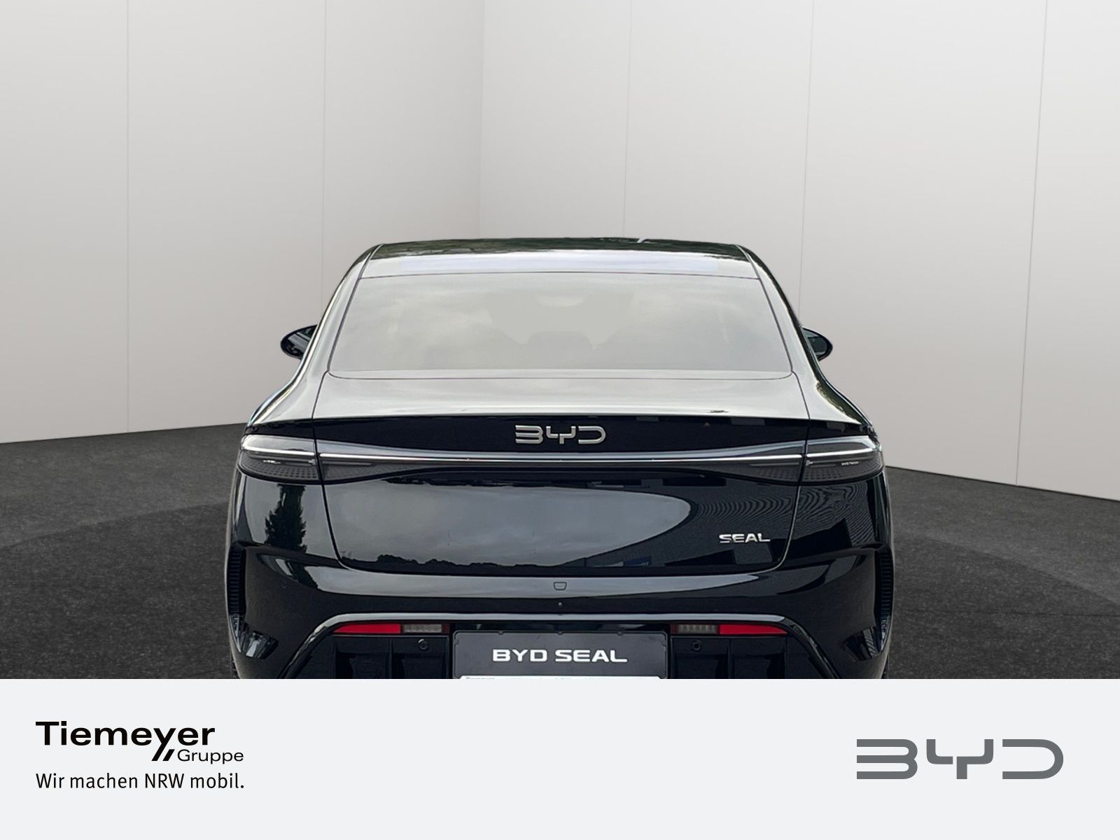BYD SEAL