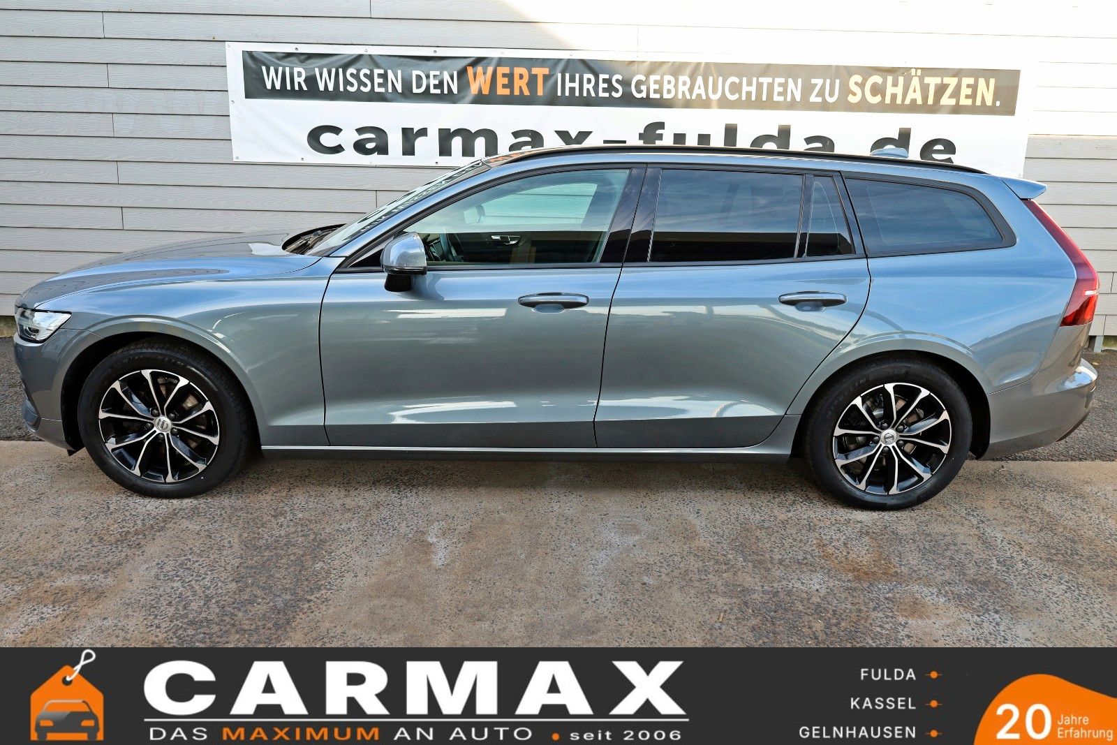 Fahrzeugabbildung Volvo V60 Momentum Leder,Navi,LED,ACC,Kamera,SH,SR+WR