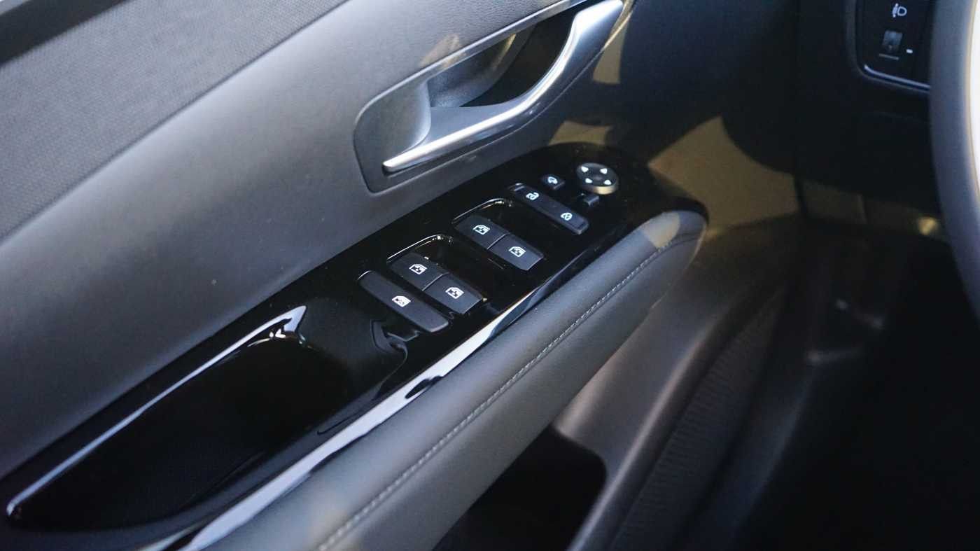 Fahrzeugabbildung Hyundai Tucson Trend Plug-In Hybrid 4WD MJ22