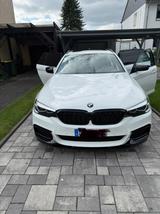 BMW 520i Touring  M Sport  HiFi, Navi Businespake - BMW 520 Gebrauchtwagen in Mülheim (Ruhr)