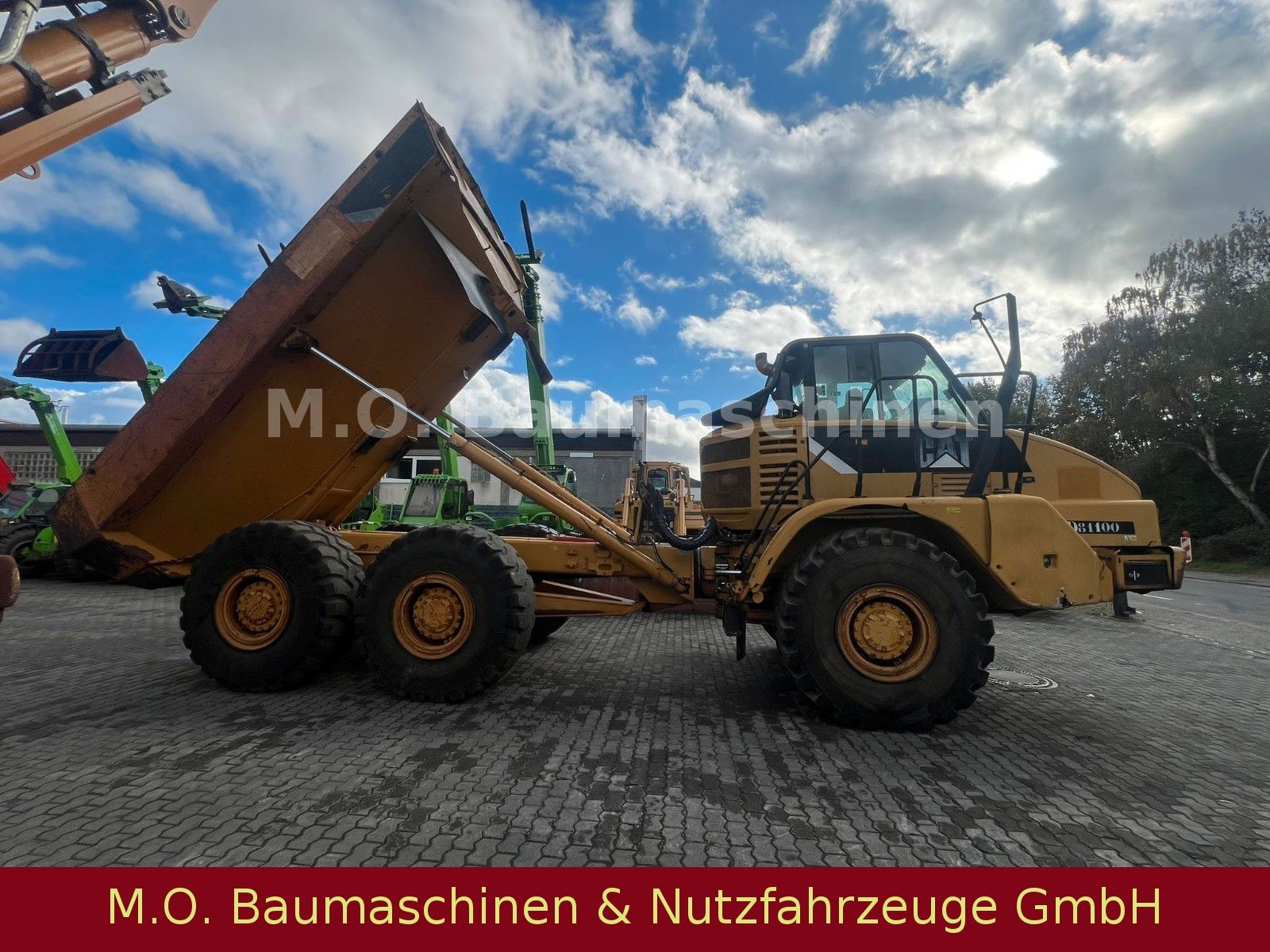 Fahrzeugabbildung CAT CAT 730 / Dumper /