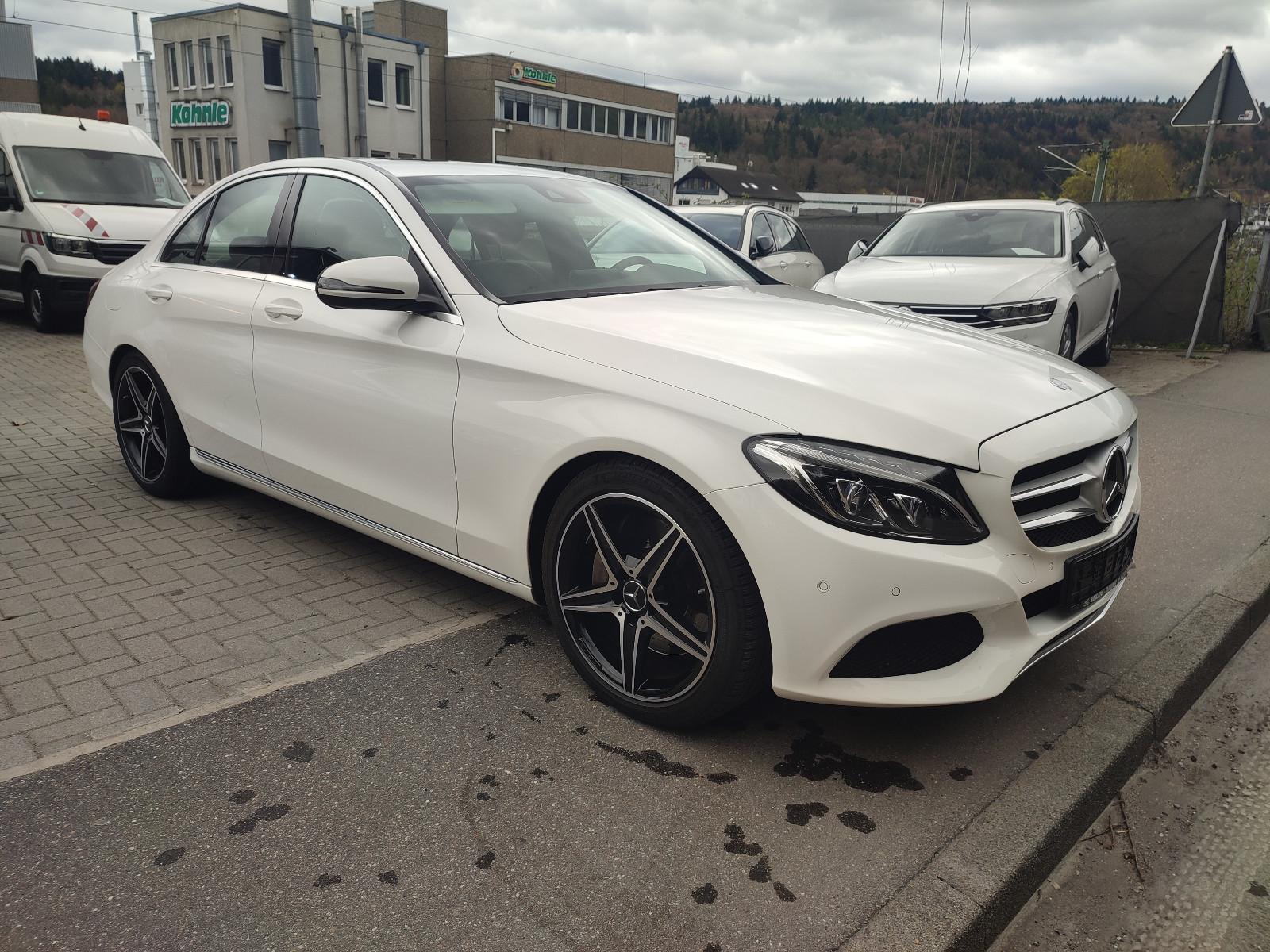 Mercedes-Benz C 400 Limousine 4Matic LED Navi 1.Hand AMG Alu