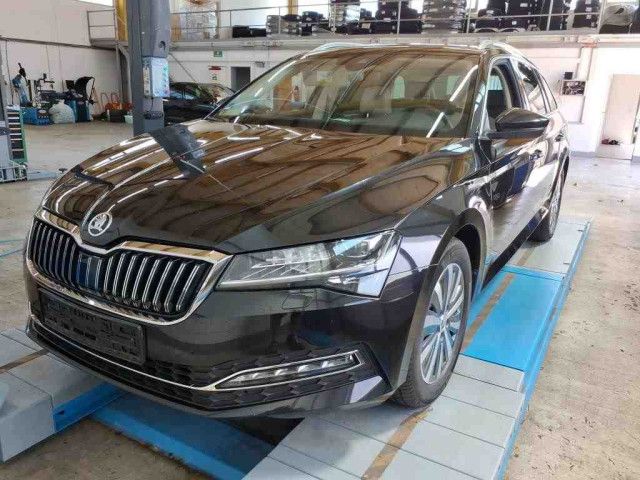 Skoda Superb - Bild 2