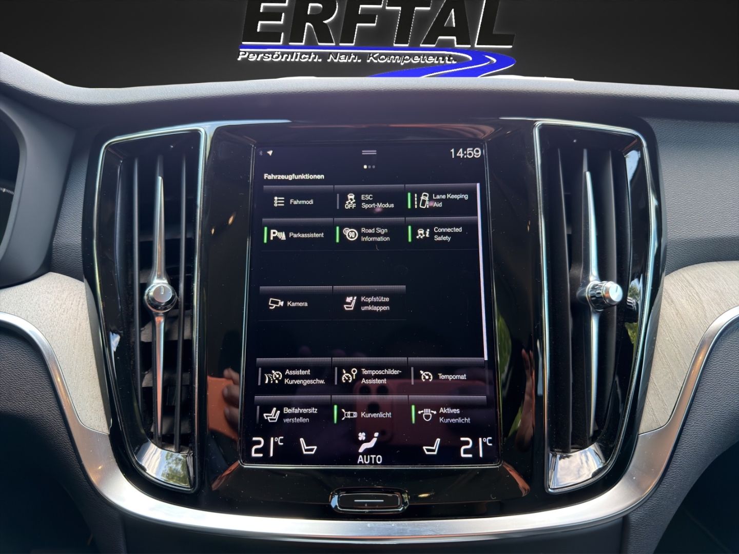 Volvo V60 B5 AWD Cross Country Pro StandHZG Navi Digit foto 14