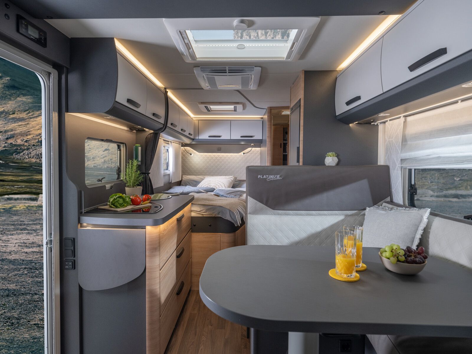 Fahrzeugabbildung Knaus L!VE TI PLATINUM SELECTION 590 MF LIVE AHK