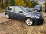 Opel Astra 1.6 Twinport Easytronic 77kW - Rentner - Opel Astra: Easytronic