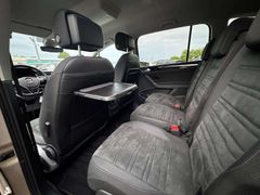 Fahrzeugabbildung Volkswagen Touran Highline DSG **LED / NAVI / KAMERA / Totw