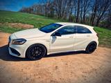 Mercedes-Benz A 45 AMG Mercedes-AMG A 45 4MATIC DCT Merced... - : Mercedes