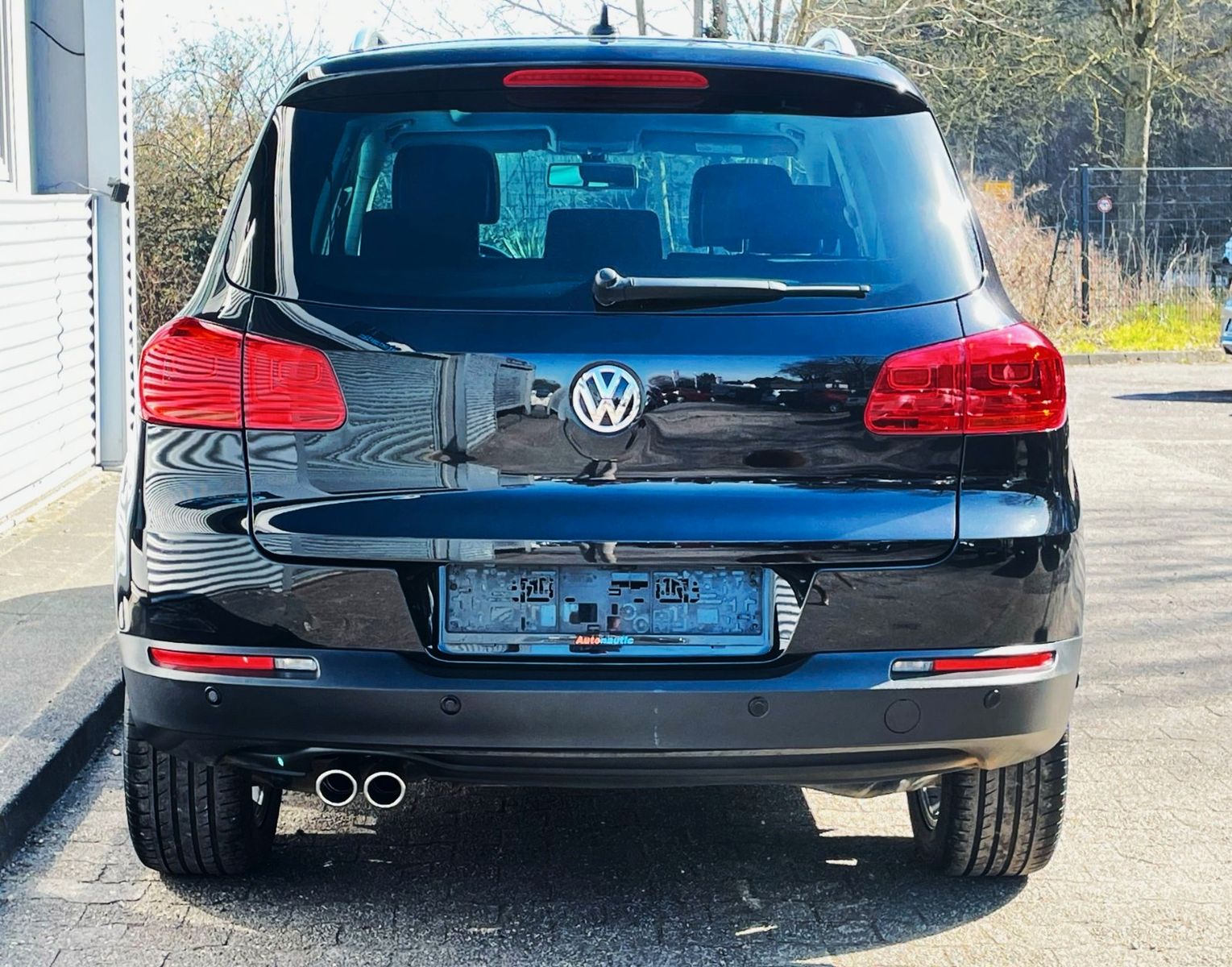 Fahrzeugabbildung Volkswagen TIGUAN 2.0TDI CUP DSG 4M NAVI DYNAUDIO CAM PANO.