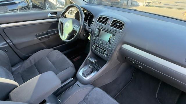 Volkswagen Golf 2010 — photo 11