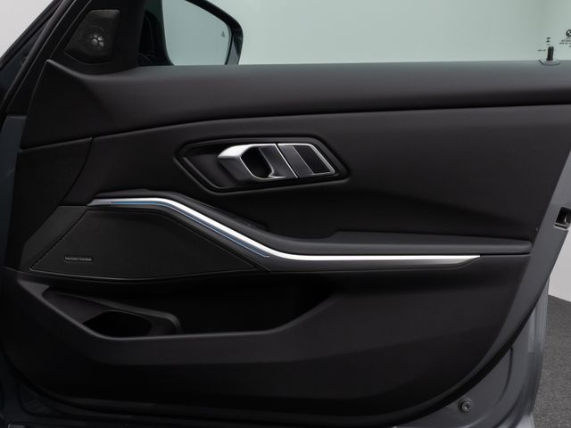 Foto Nummer 30: BMW 340i