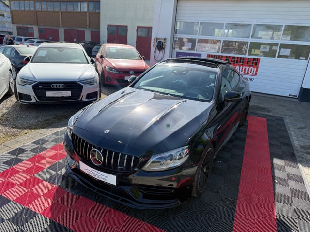 MERCEDES-BENZ C 63 AMG*PERFORMANCE SITZE*CARBON*PANO