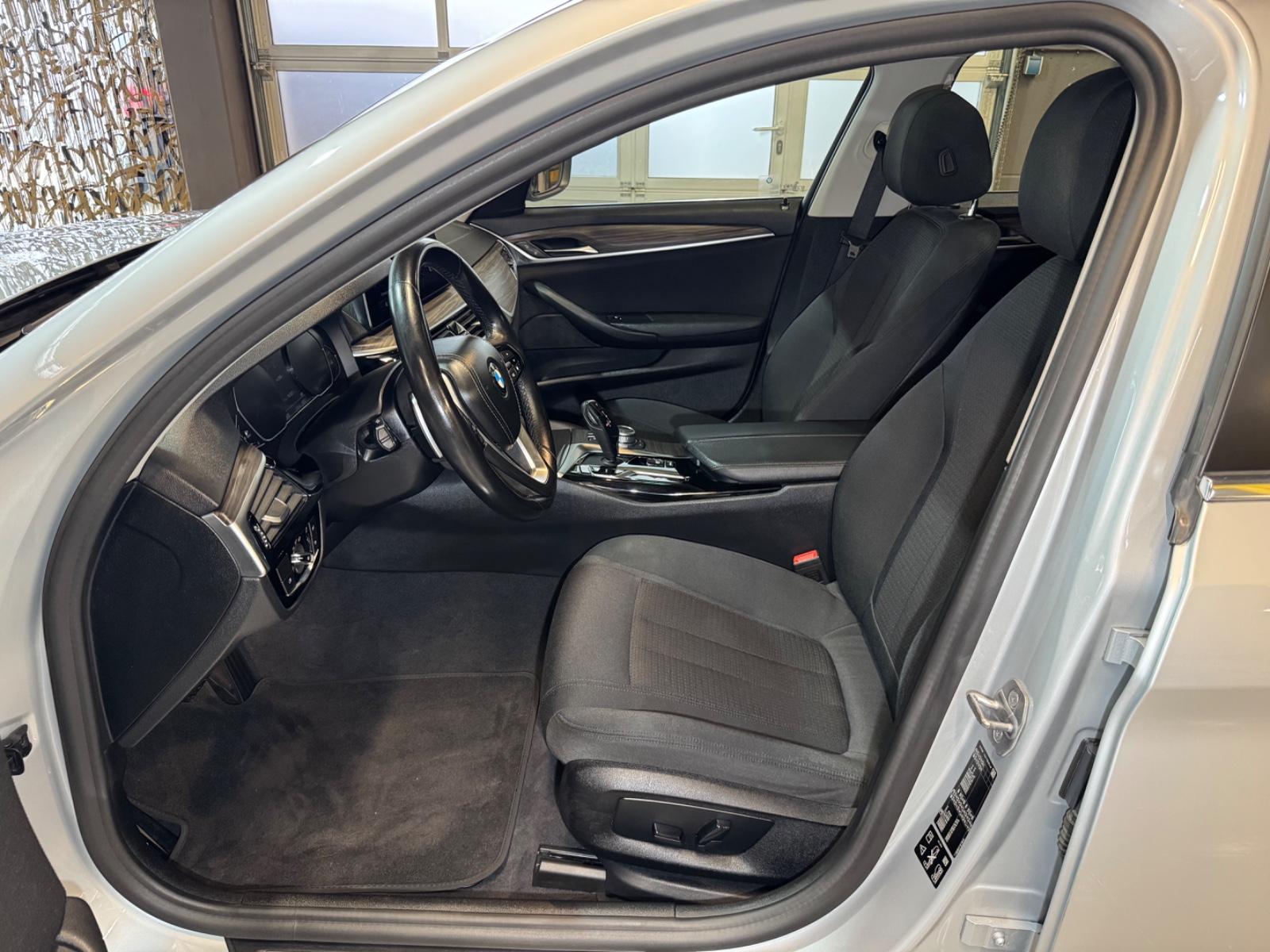BMW 540 d xDrive Touring Aut. ~PANO~LED~NAVI~, миниатюра 14