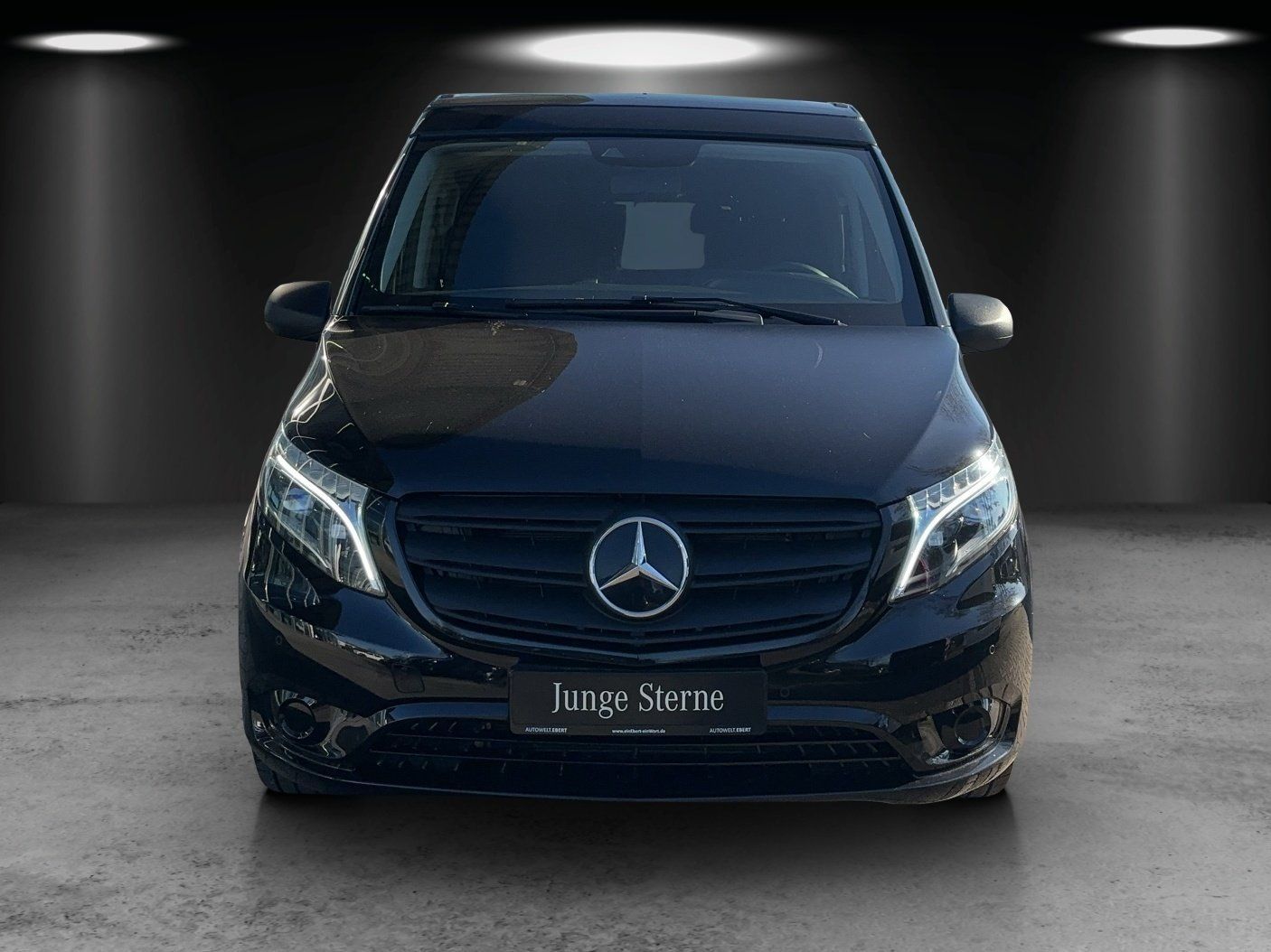 Fahrzeugabbildung Mercedes-Benz Marco Polo 220d ACTIVITY Eigenausbau Küche Solar