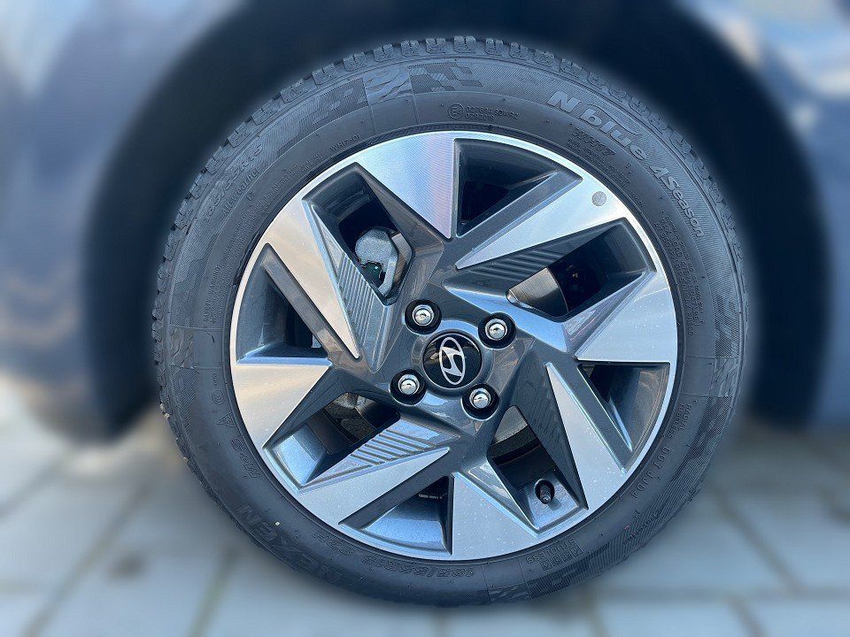 Fahrzeugabbildung Hyundai i10 1.2 84PS Trend
