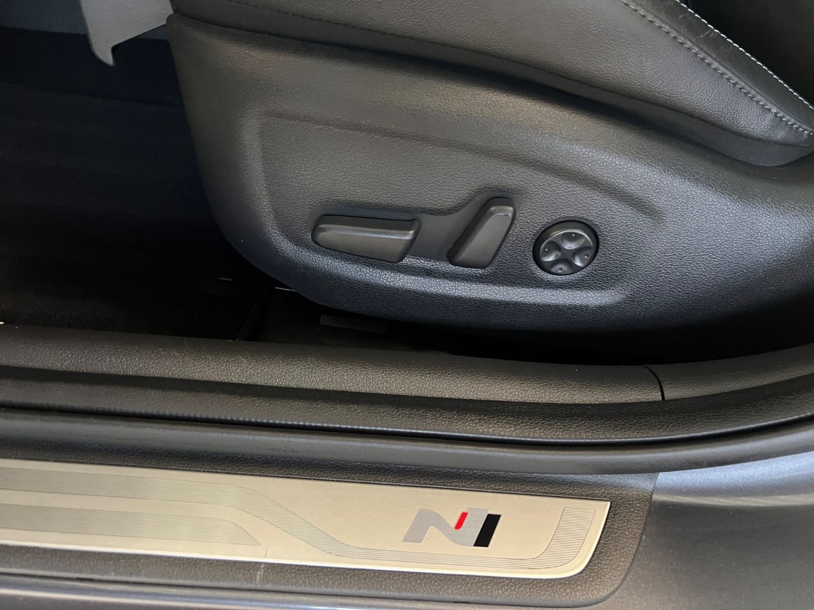 Fahrzeugabbildung Hyundai i30 N Performance *APPLE-CARPLAY*LED*