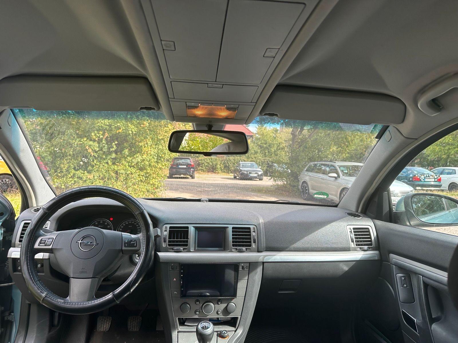 Opel Signum 2005 — photo 10