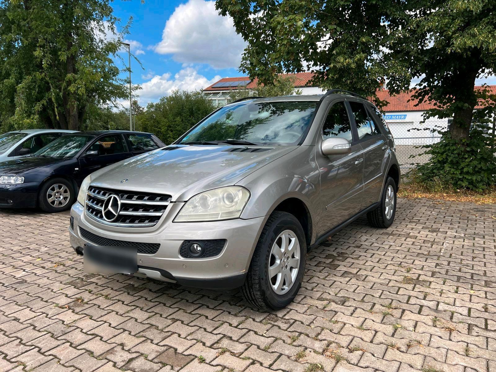 Mercedes-Benz ML280, 2005