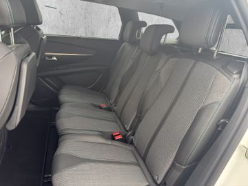 Peugeot 5008 Allure Pack 1.2 PureTech 130 +Navi+Kam.+SHZ