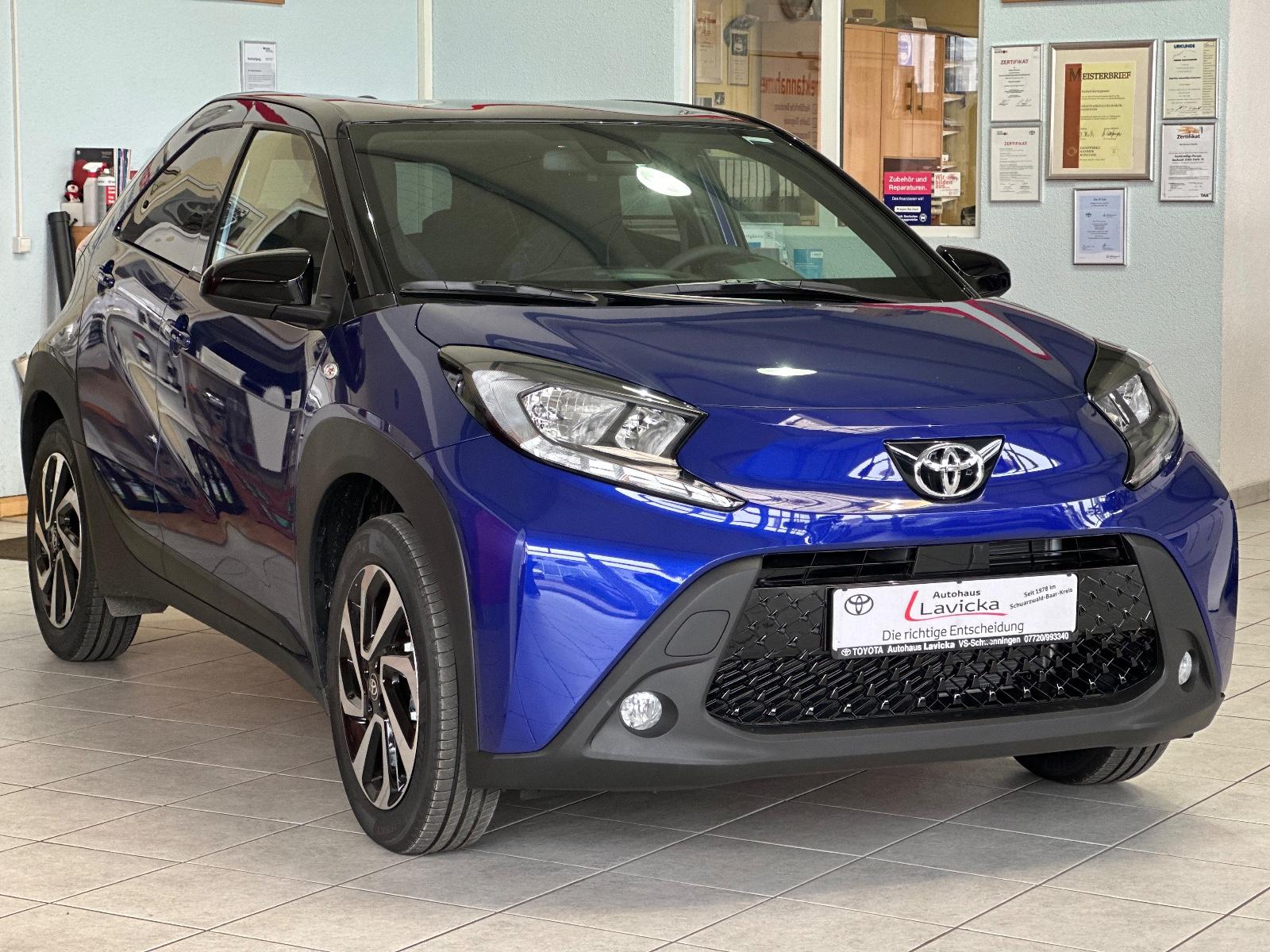 Toyota Aygo X 1.0-l-VVT-i Teamplayer Automatik