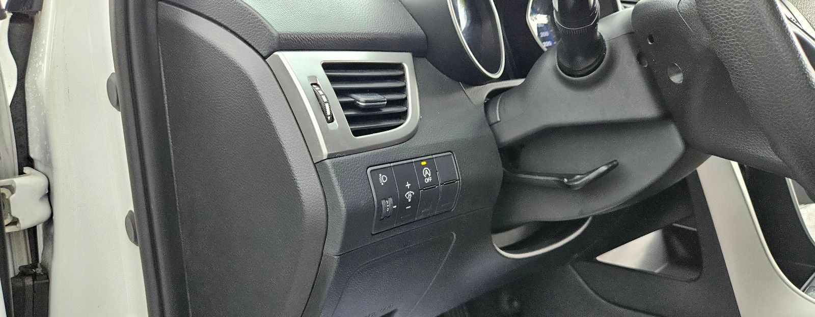 HYUNDAI i30 blue Euro 6 Alufelgen 8-fach bereift