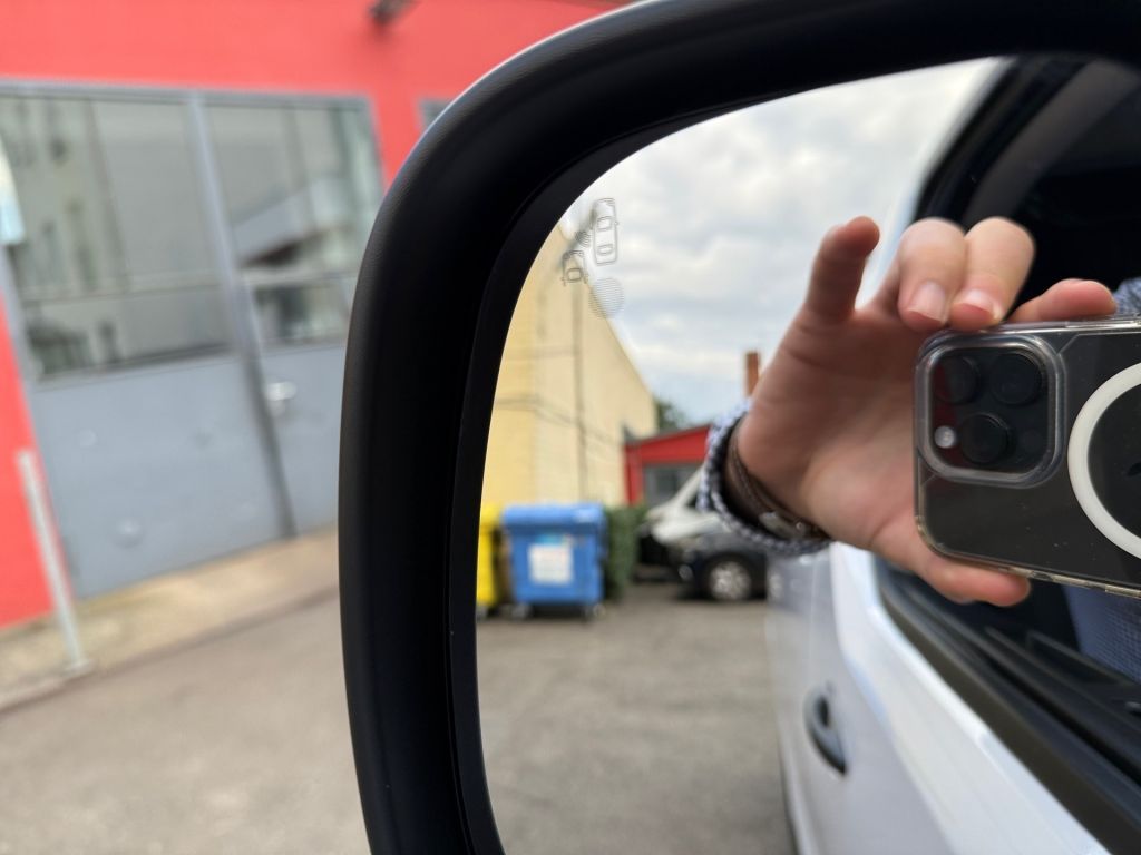 Fahrzeugabbildung Citroën Jumpy 2.0 BlueHDi 145 Standard