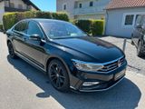 Volkswagen Passat Lim. Elegance 4Motion R-Line Sport Paket - Volkswagen Passat: Sport