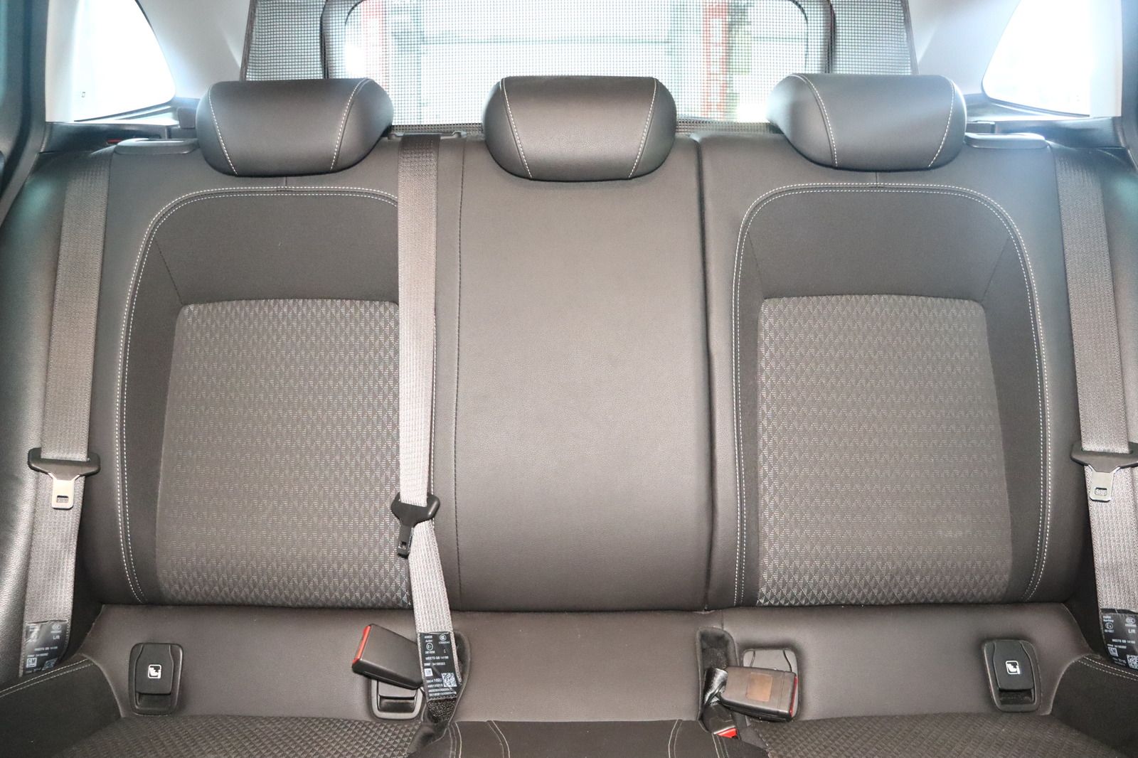 Fahrzeugabbildung Opel Astra K Sports Tourer 1.6i * LED * Navi