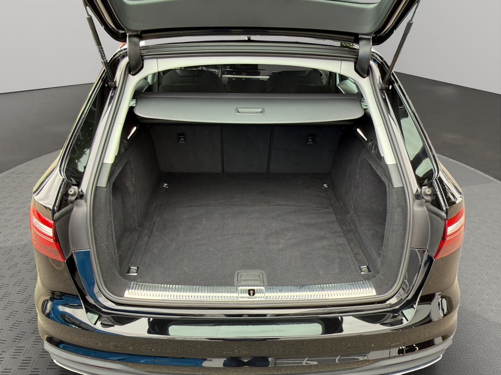 Audi A4 - Bild 16