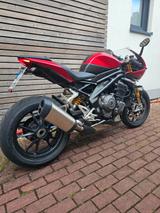 Triumph Speed Triple 1200 RR - TRIUMPH SPEED TRIPLE 1200 RR
