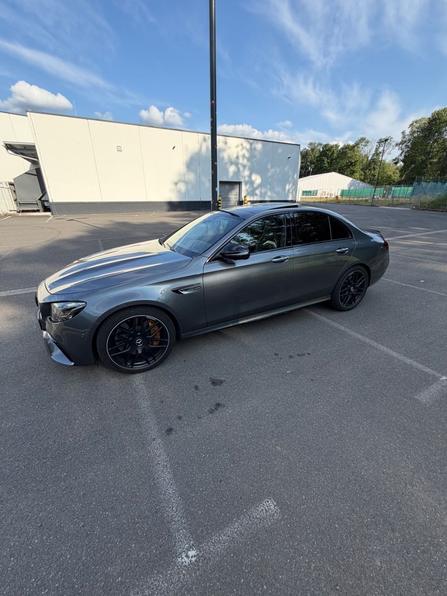 MERCEDES-BENZ E 63 AMG Mercedes-AMG E 63 S 4MATIC+ Autom. ...