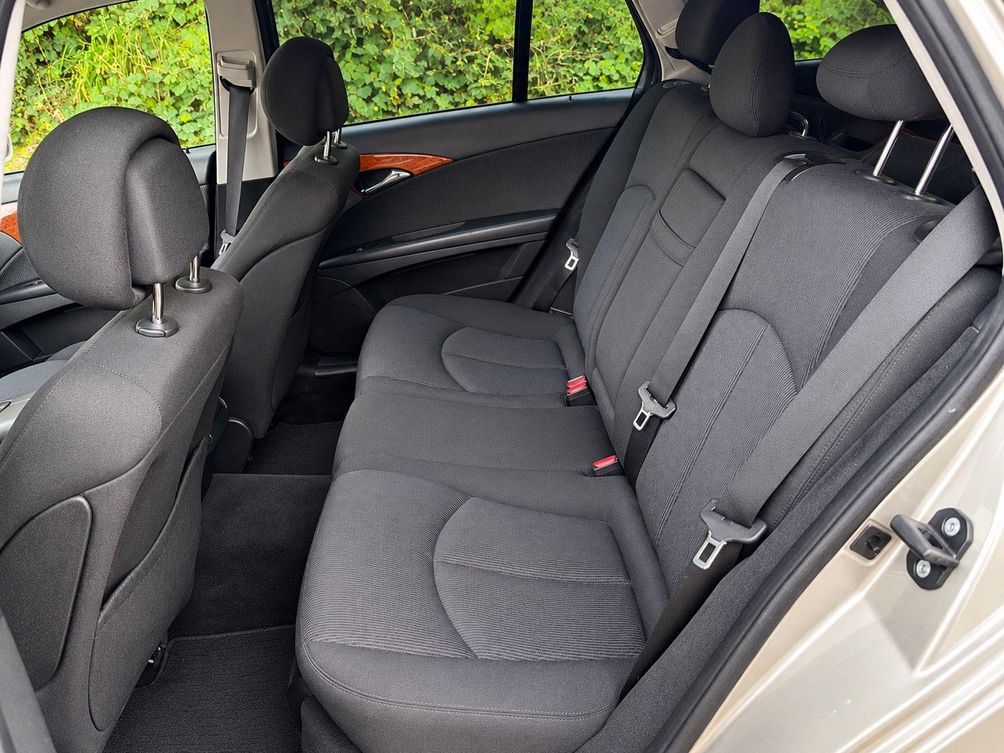 Mercedes-Benz E280 2006 — photo 7