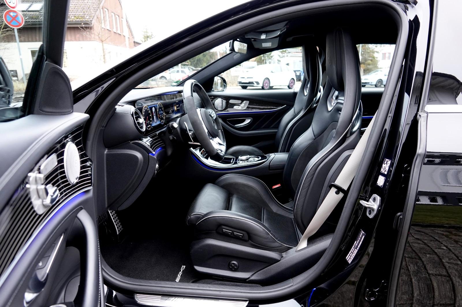 Mercedes-Benz E63 S AMG 4Matic+ *PERFORMANCE SITZE* MANUFAKTUR