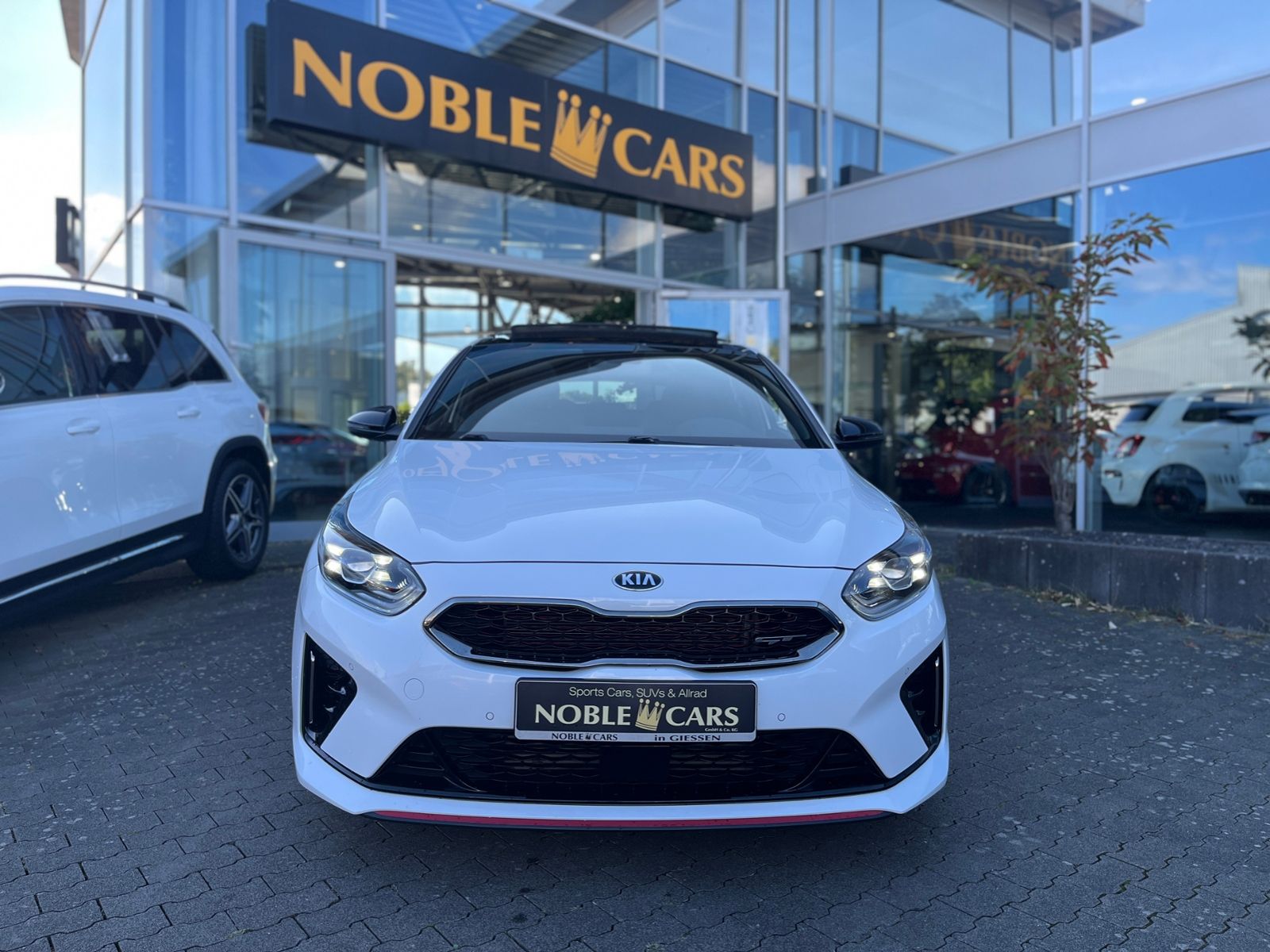 Fahrzeugabbildung Kia ProCeed GT AHK PANO KLIMA LED NAVI ALU