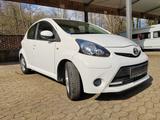 Toyota Aygo (X) 1,0-l-VVT-i Cool Automat.Navi.TÜV - Toyota Aygo (X) von privat