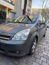 Toyota Verso - Toyota Verso Gebrauchtwagen in Berlin