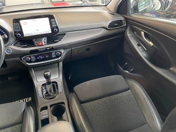 Hyundai i30 cw Premium *ACC*KAMERA*NAVI*SHZ*TEM*TOUCH*