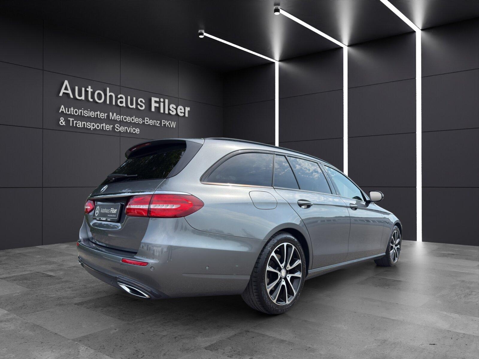 Mercedes-Benz E 200dT*Avantgarde*Standheizung* AHK*RFK*LED*TOT