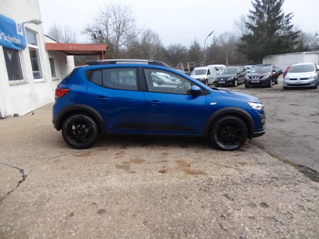 Fahrzeugabbildung Dacia Sandero III Stepway Comfort/1.Hd/LED/AHK/67TKM/