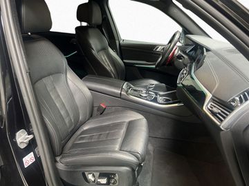 BMW X5 M50 - 10