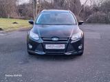 Ford Focus Turnier Champions Edition - Ford Focus aus 2012 mit Diesel-Antrieb: Kombi