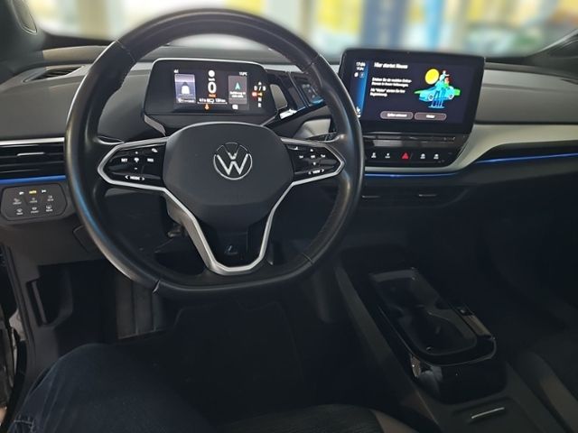 Fahrzeugabbildung Volkswagen ID.4 Pro Performance Batterie 77kWh PANO AHK LED