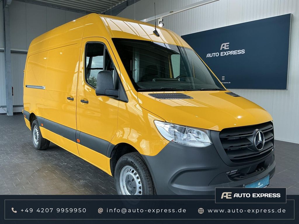 Image of Mercedes-Benz Sprinter