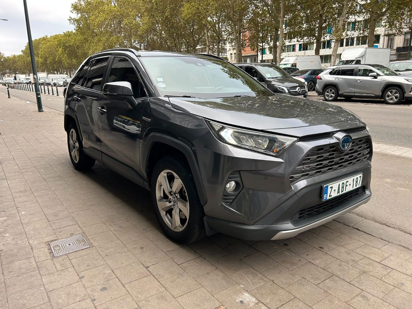 Toyota RAV 4 2.5 hybrid imagem 2